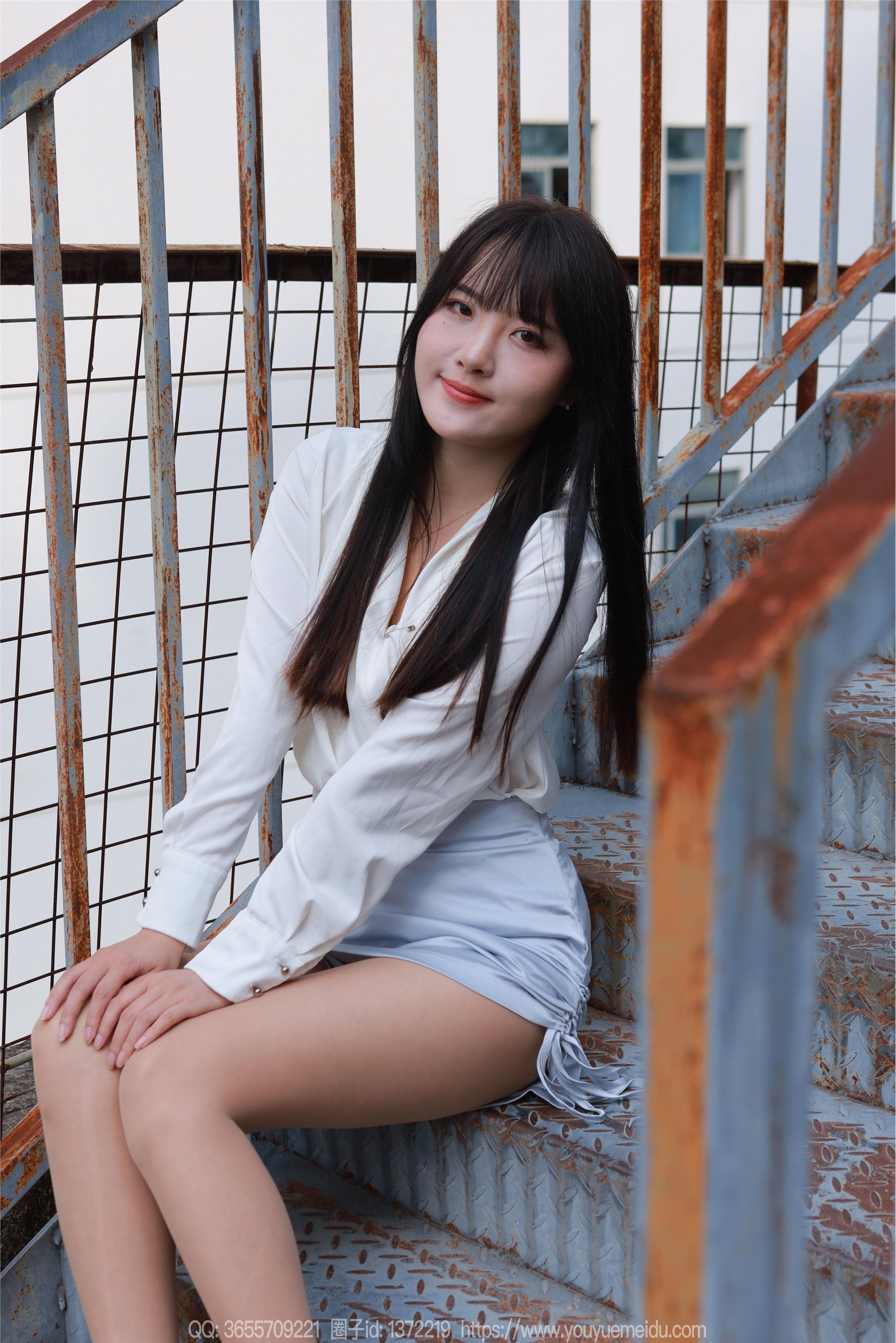 IESS异思趣向  2024.11.08 丝享家 1893 婉萍《蓝色短裙（上）》